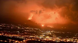 🌋 What’s it like living next to an erupting volcano? – Ep. 284 RAN Sailing