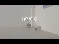 Download Lagu Schokkend nieuws van mama! Na 10 jaar samen slapen, moeten de puppy's apart slapen!