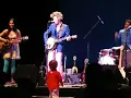 3 year old joins Dan Zanes and Friends onstage