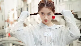 بنت محترفه فنون قتاليه بتشتغل عند مدير قاسي وبارد بيجبرها تعيش معاه فنفس البيت عشان تحميه ملخص مسلسل 