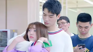 شاب متكبر كل البنات بتحبه وفجأة بتظهرله بنت مشاكسه وغبيه بتفضل تطارده لحد ما بيوقع فحبها بالغلط كامل  شاب متكبر كل البنات بتحبه وفجأة بتظهرله بنت مشاكسه وغبيه بتفضل تطارده لحد ما بيوقع فحبها بالغلط كامل
