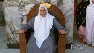 من أمام باب الملك فهد في المسجد الحرام دندنها