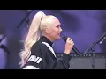 Gwen Stefani & Blake Shelton I Live Debut of "Purple Irises"