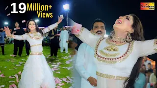asan taan yaaran de yar han mehak malik dance performance shaheen studio