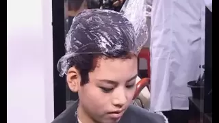 asian lady gets long to bob haircut video