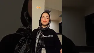 عليها كام رمش مش بيحلو   دندنها