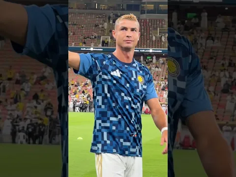 Ronaldo warms up before Al-Ittihad 🔥