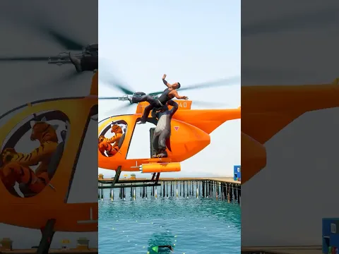 GTA 5: Franklin saving Dolphin stranded at the Beach 😱 #shorts