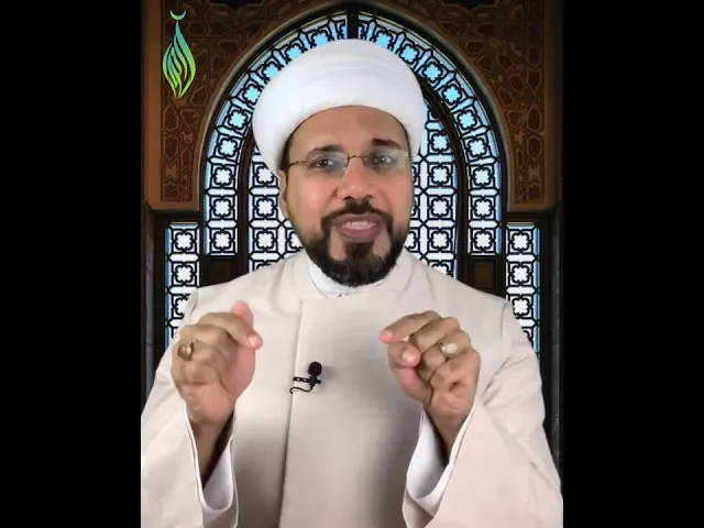 ⁣Eating Food at the Table Where Alcohol is Being Served | Sheikh Mohammed Al-Hilli #shorts