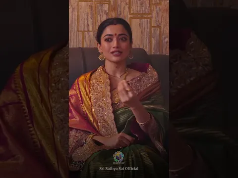 Divine Experience of Bhajans at Prasanthi Nilayam | Rashmika Mandanna & Vijay Deverakonda