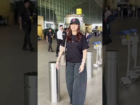 Bhumi Pednekar Spotted At Mumbai Airport #shorts