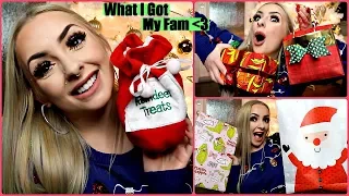 Wrapping Christmas Presents CHIT CHAT!