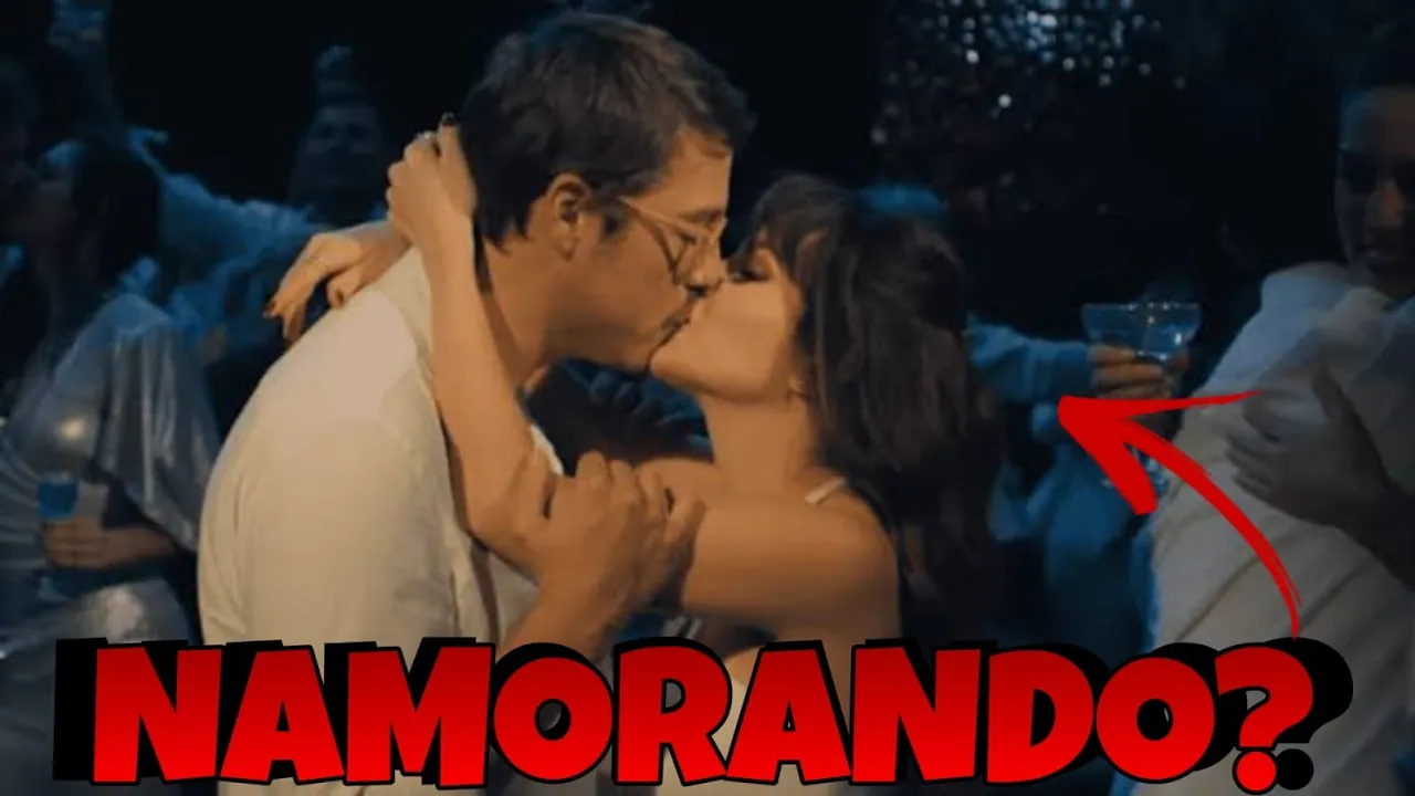 Sandy está namorando Fábio Porchat após separação do marido? Beijo de Sandy em Porchat surpreendeu
