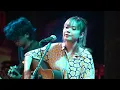 UNTUK PEREMPUAN YANG SEDANG DALAM PELUKAN - PAYUNG TEDUH | TAMI AULIA #BAND