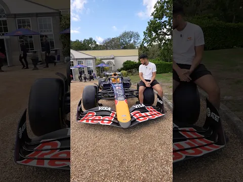 Necesito vuestra ayuda para subirme a un F1