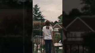 حالات واتس حزينه بشوفك معايا ولو مش معايا 