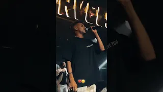 عصام صاصا حاولت اهرب من الالم نسيت النوم رايق اكسبلور عصام صاصا 