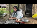 Download Lagu ตามติดวิถีชีวิต น้องเทิร์น สาวลาวบ้านป่าลึก ที่ห่างไกลความเจริญ