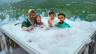 Jacuzzi Me Kari Ayaan Zaid Ne MAsti