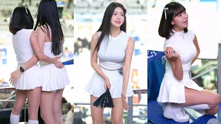 [4K] 화이트가 정의다..ㄷㄷ 임은비 김태린 치어리더 직캠 Eun- Bi Kim Tae-Rin cheerleader 우리카드 241212