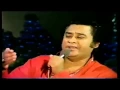 Download Lagu Kishore Kumar Live - Phoolon Ka Taron Ka Sab Ka Kehna Hai - (Kishore Live In UK)