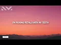 Alyssa Grace - picking petals (Lyrics)