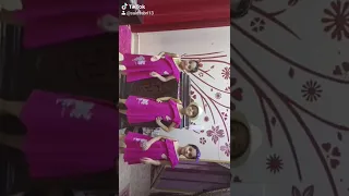 التوائم الثلاثه مع ماما  التوائم الثلاثه مع ماما