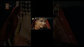 ياويلي لابس احمر بالا تصميمي تفاعلوا 