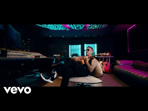 Video Thumbnail: Alejandro Sanz - El vino de tu boca