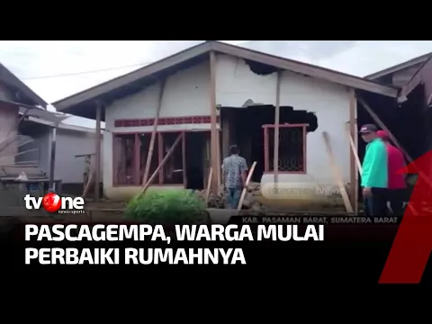 Korban Gempa di Kajai Pasaman Barat Mulai Memperbaiki Rumah Mereka