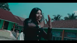 GAUN MERAH - COVER BY THYNA GHANAS VERSI DJ BREW HOROR