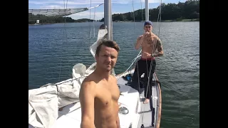 Guys nothing to do on our vacation during the summer of 17, decides to cross the sea on the sailboat
