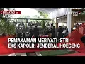 Lagu Pemakaman Meriyati Istri Eks Kapolri Jenderal Hoegeng