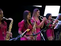 Download Lagu ORQUESTA CARAMELO DE COLOMBIA - MI CORAZON NENE - AY AMOR - ZUMBALO - RUMBA LAMBADA ( en vivo )