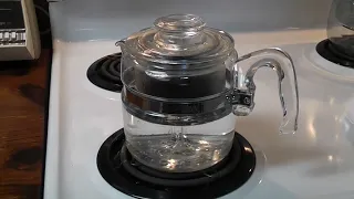 Making Coffee in a Pyrex Flameware Percolator for THE FIRST TIME
