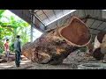Download Lagu Bijna gedood!! De meest brute aanval van de mensheid tijdens het zagen van regenhout in de hout
