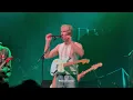 Good Neighbours "Starry Eyed" LIVE