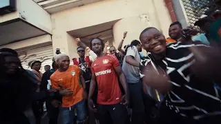 ABOU DEBEING ft. KOMMANDER SAMO - Y'A PAS DRAP (Clip officiel)