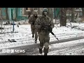 Download Lagu Ukraine frontline fighting:  Russian forces attack Vuhledar - BBC News