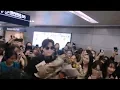 Lagu 迪玛希Dimash,[20190426] Dimash arrived at Chengdu airport. (from  Beijing to Chengdu)