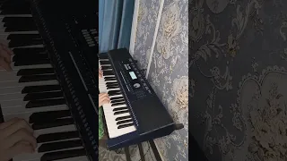 الليل واخرة اغنية ياشمس يامنورة غيبي                    دندنها