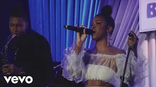 ari lennox up late live blue note 