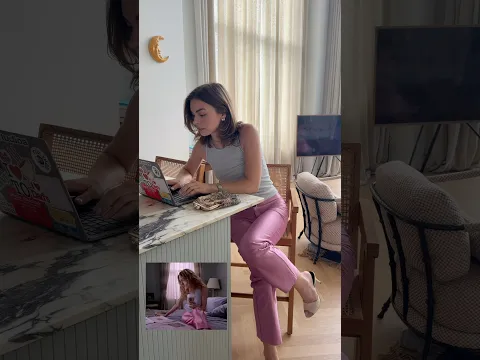 POV: you dress like Carrie Bradshaw for a week