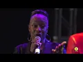 Peabo Bryson & Regina Belle - "A Whole New World" A Red Rose For Gregory 2019