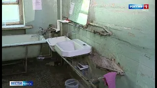 Омичи жалуются на затопленный подвал и нападение насекомых
