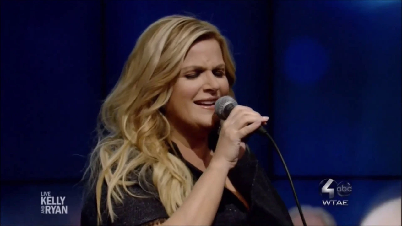 Trisha Yearwood sings Come Fly With Me Live Studio Concert Frank Sinatra on 2019 CD Let's be Frank Trisha Yearwood sings Come Fly With Me Live Studio Concert Frank Sinatra on 2019 CD Let's be Frank