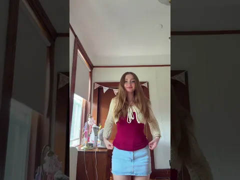 Kinda cringe I js liked my outfit #fitcheck #lipsyncs #makeup #ootd #outfit #outfitideas #shorts