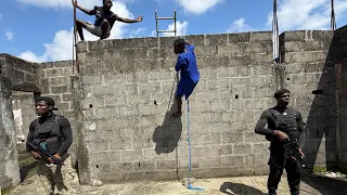 De brother savior 