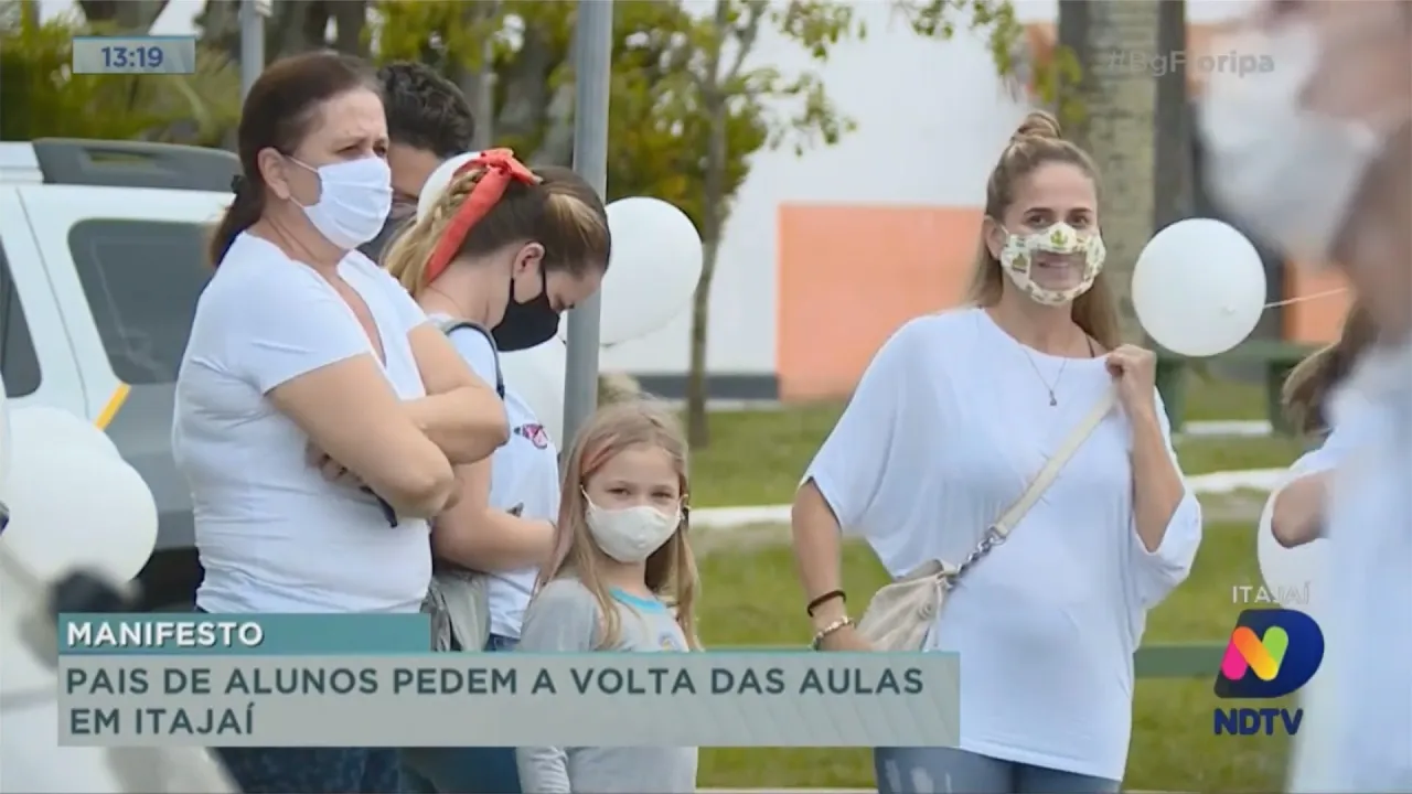 Pais de alunos pedem volta das aulas em Itajaí