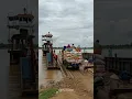 Download Lagu Kebanyakan Muatan, Pickup Gagal Naik Kapal dan Tercebur!